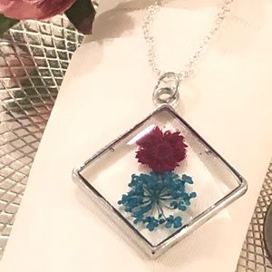 Handmade real flower pendant